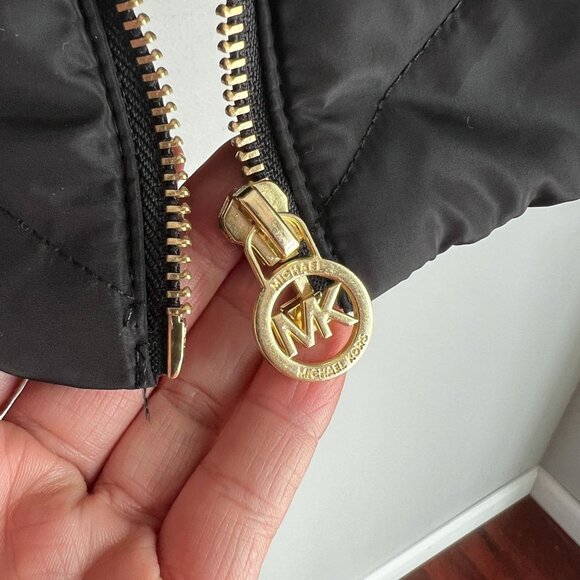 Michael Michael Kors Womens Full Zip Quilted Puffer Vest SMALL in Black - Picture 3 of 10